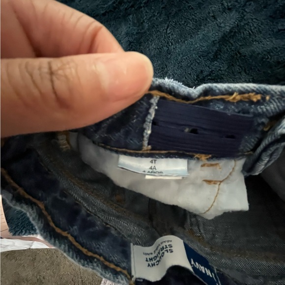 Old Navy Kids Denim Shorts (2 pc Bundle) - Picture 5 of 10